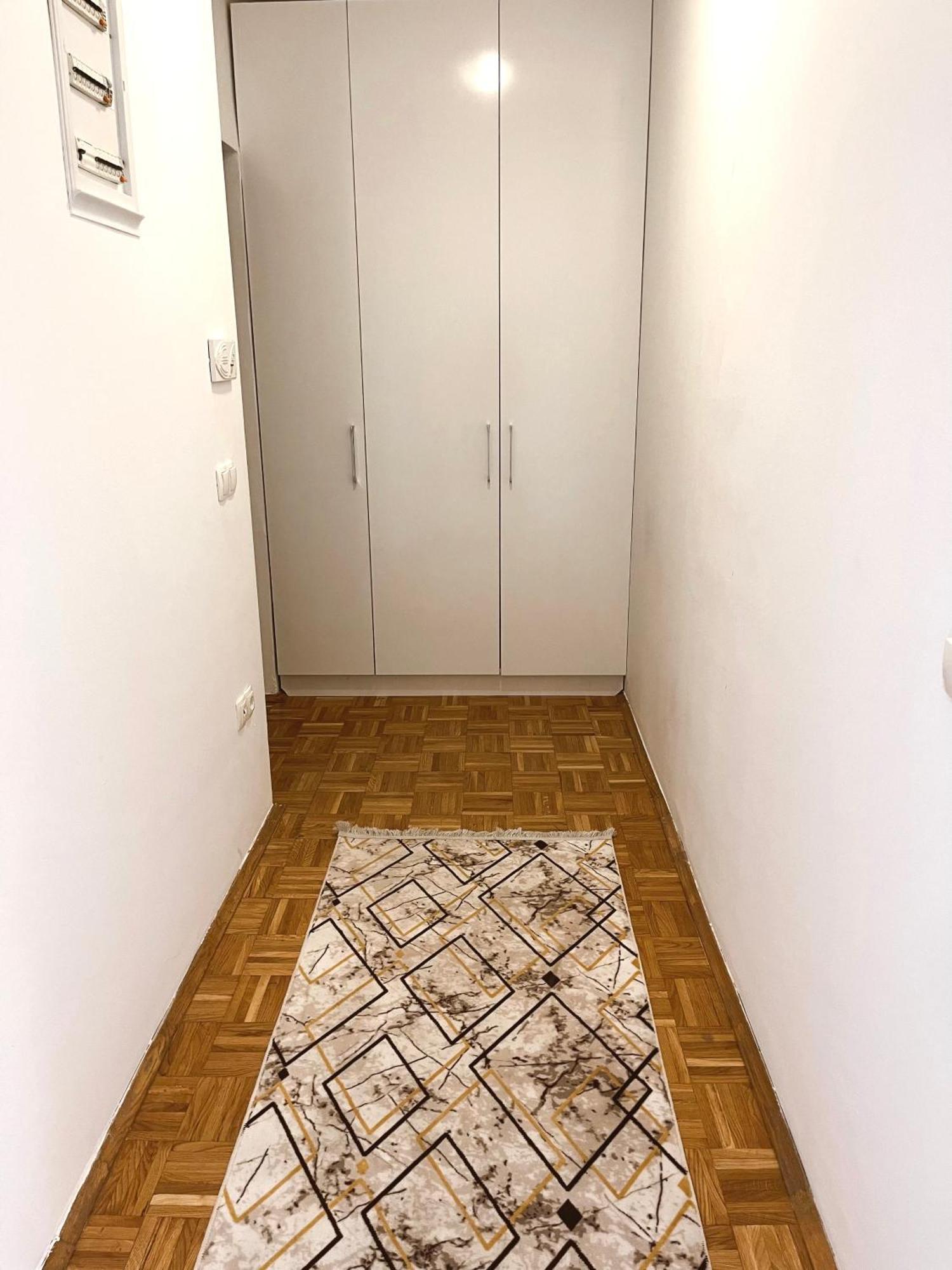 Apartment Troi Pristina Exterior photo