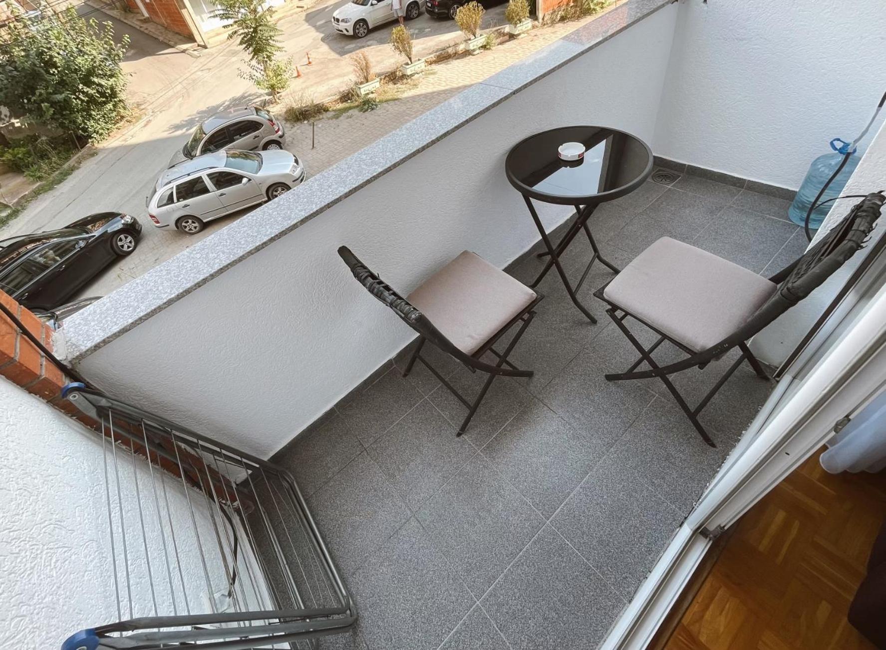 Apartment Troi Pristina Exterior photo